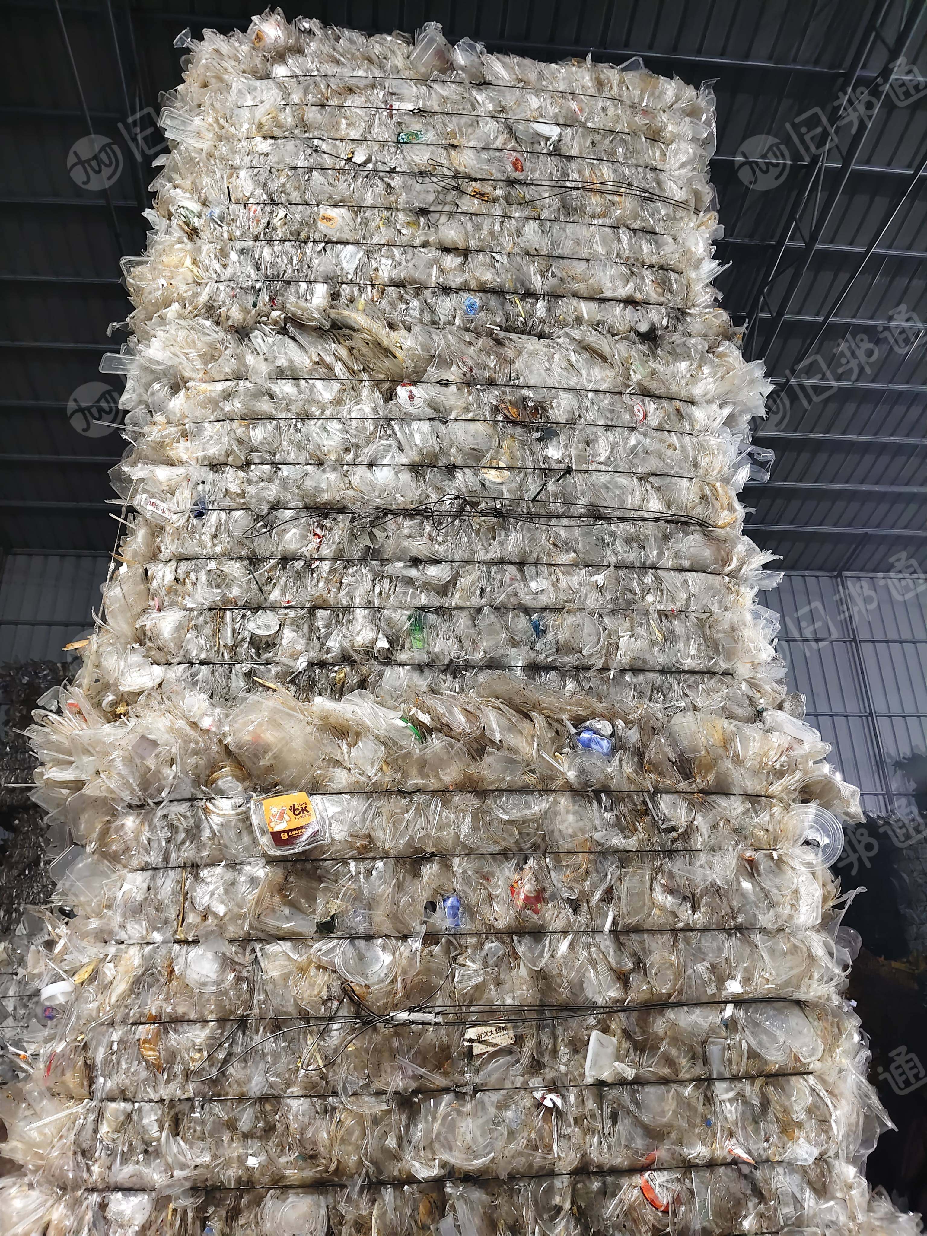 出售透明餐盒，现货33吨，长期有货