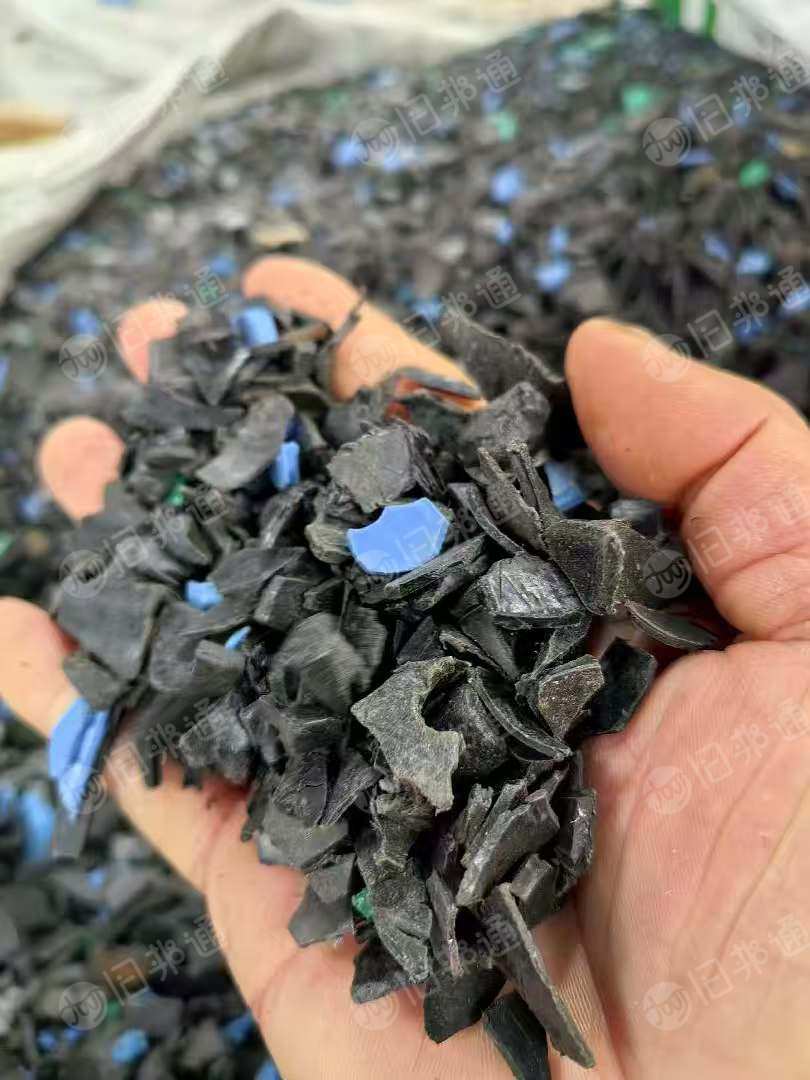 出售阻燃PP电池壳破碎料，现货7吨多