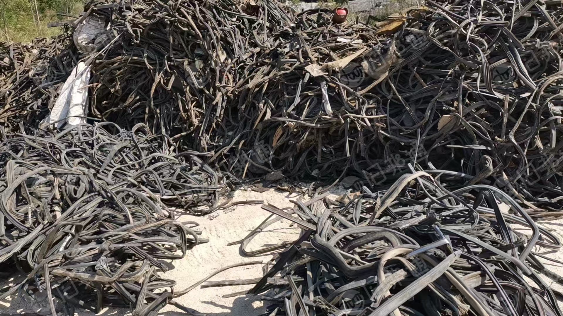 出售废旧橡胶胶条，现货十多吨