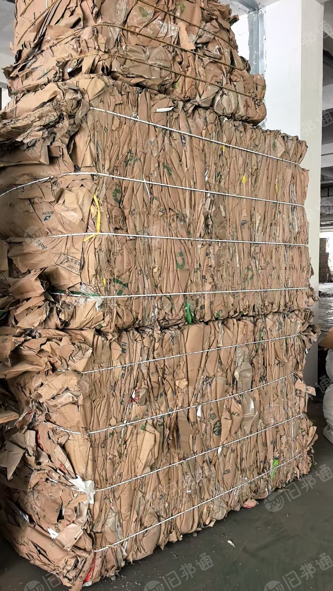 长期出售装电子材料的牛皮包装纸压包料