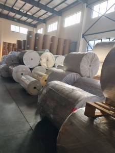 出售卷筒双塑纸70-150克，单塑纸70-120克，幅宽83.5-154cm，统货出