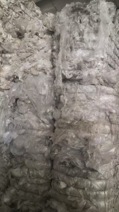 出售水洗一级高压膜，缠绕膜占比9成左右，出9.5折，现货2挂车