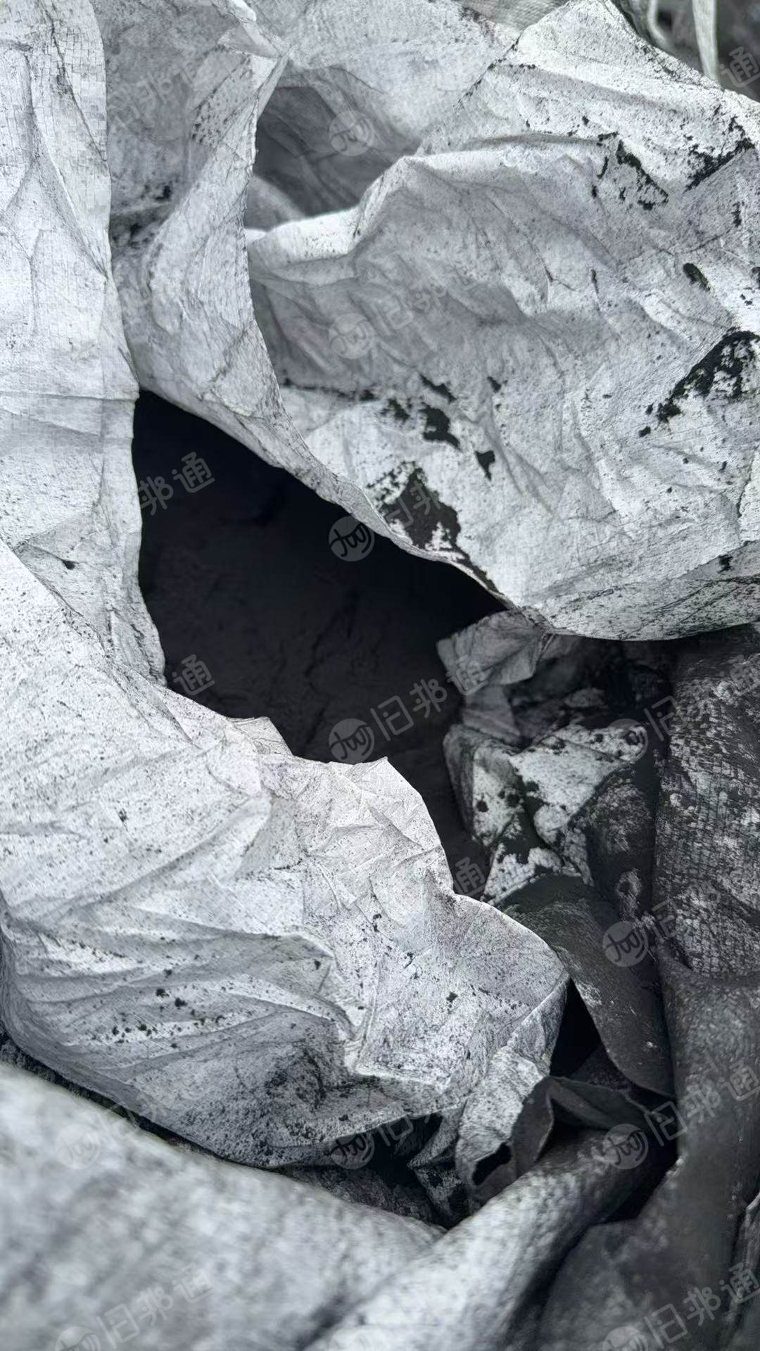 常年大量出售塑碳黑，热值3600几，会吸水，每个月1000把吨