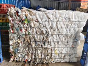 出售纯罐大白（白罐）一车，纯壶料