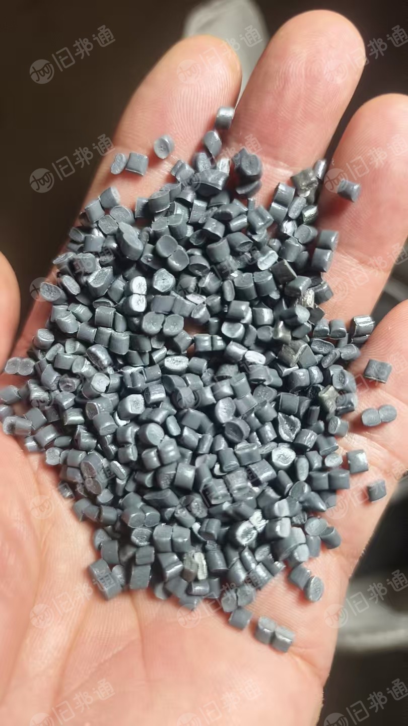 出售PE高压颗粒，过100目2层，可以用来拔管和发泡，月供几百吨