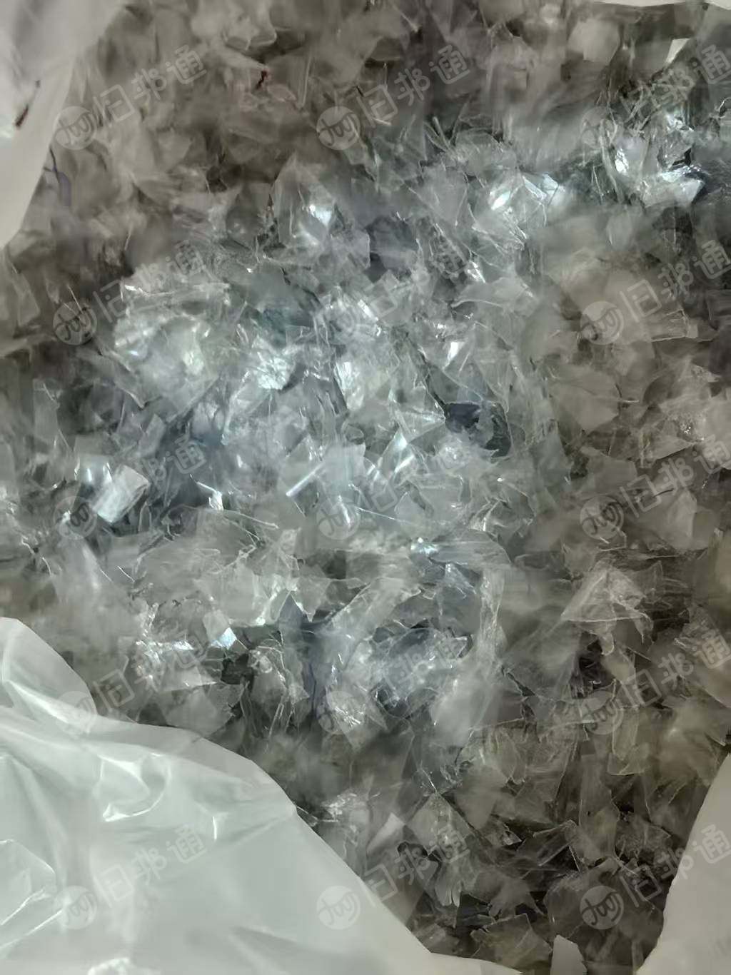 出售大理石膜破碎料，厚度15丝左右，现货几吨