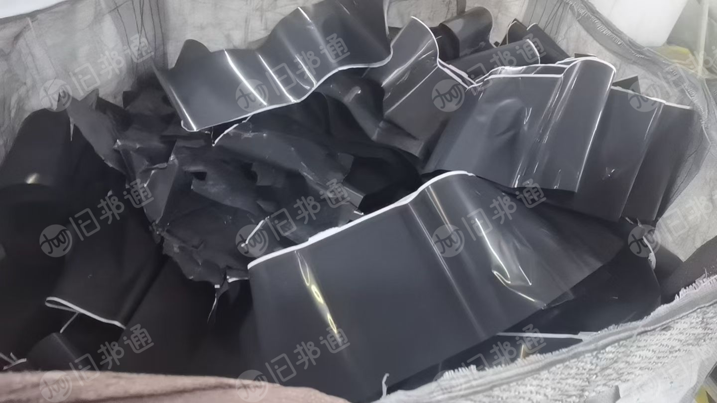 出售eva发泡料，eva鞋底料，月供3-4吨