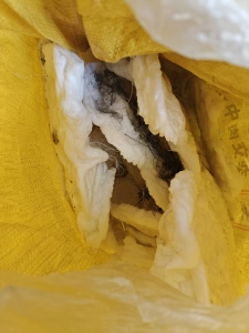 长期出售机头料，块料，块料是各种化纤混合的，现货有几吨，货在山东德州