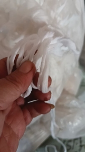 长期出售针织纯棉废布，针织布，棉布，有白色和浅色，月供10来吨，货在山东枣庄