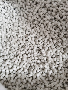 出售再生丙料颗粒，可定制PP颗粒
