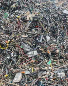 大量求购拆车线废料，汽车拆车线