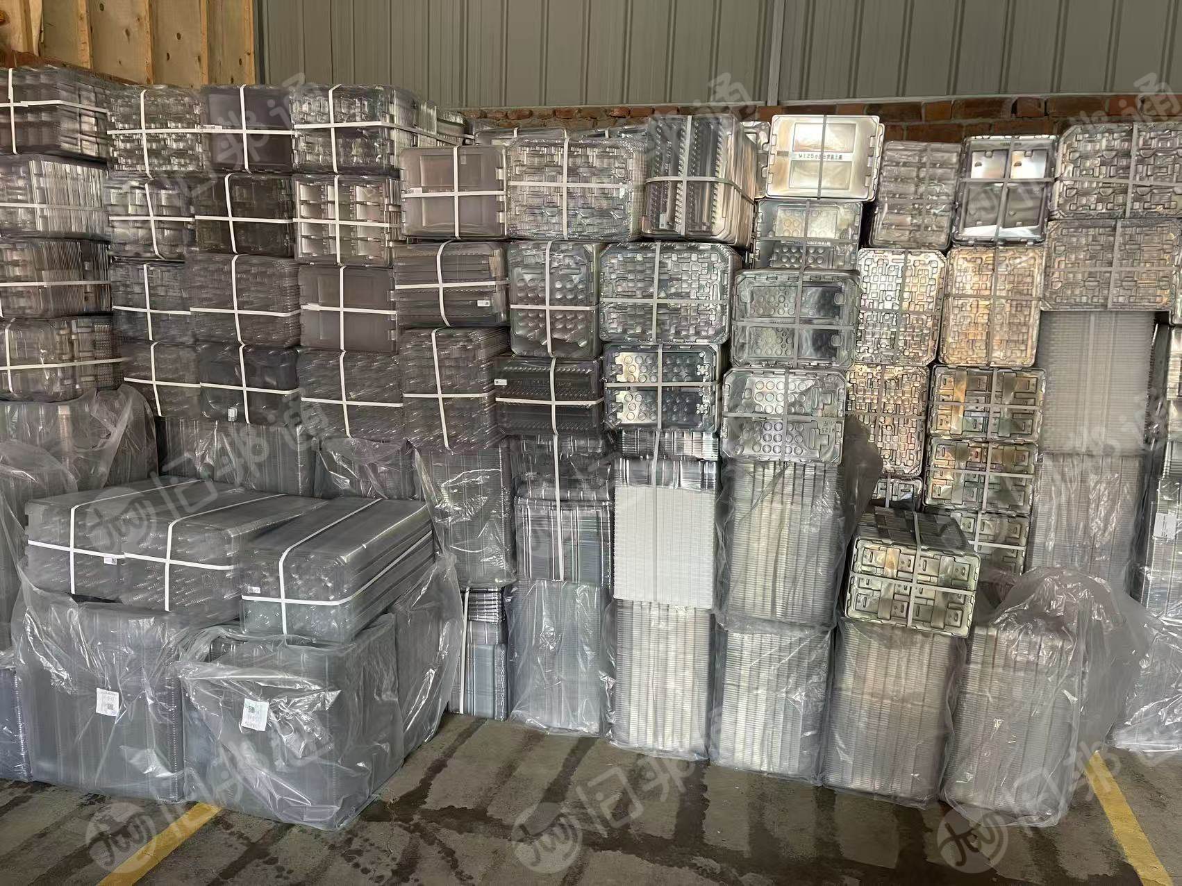 长期出售电子厂下来的pet吸塑盒废料，月供10吨