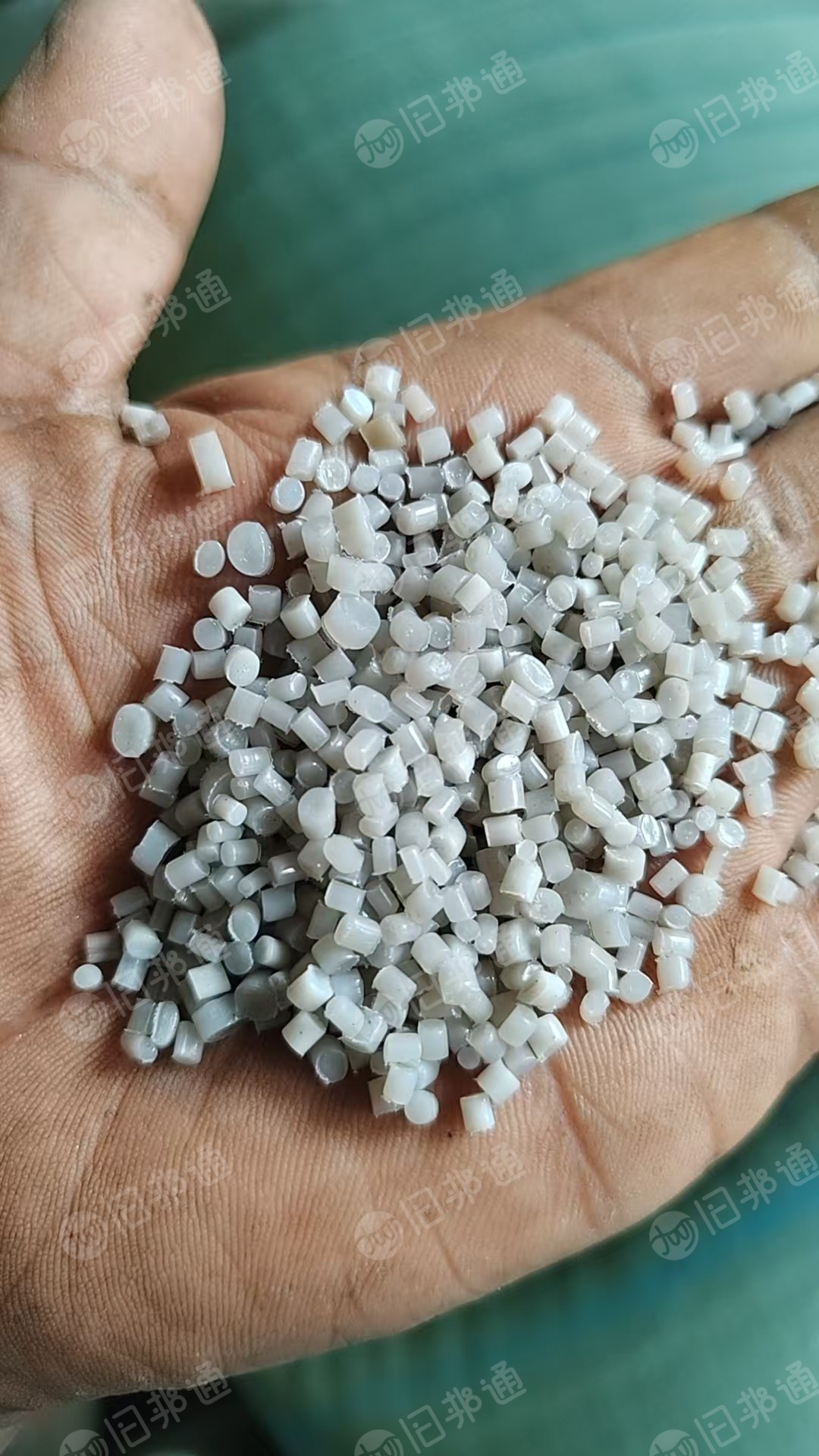 出售EPE珍珠棉颗粒，白色红色黑色都有，过2张100目2张60目