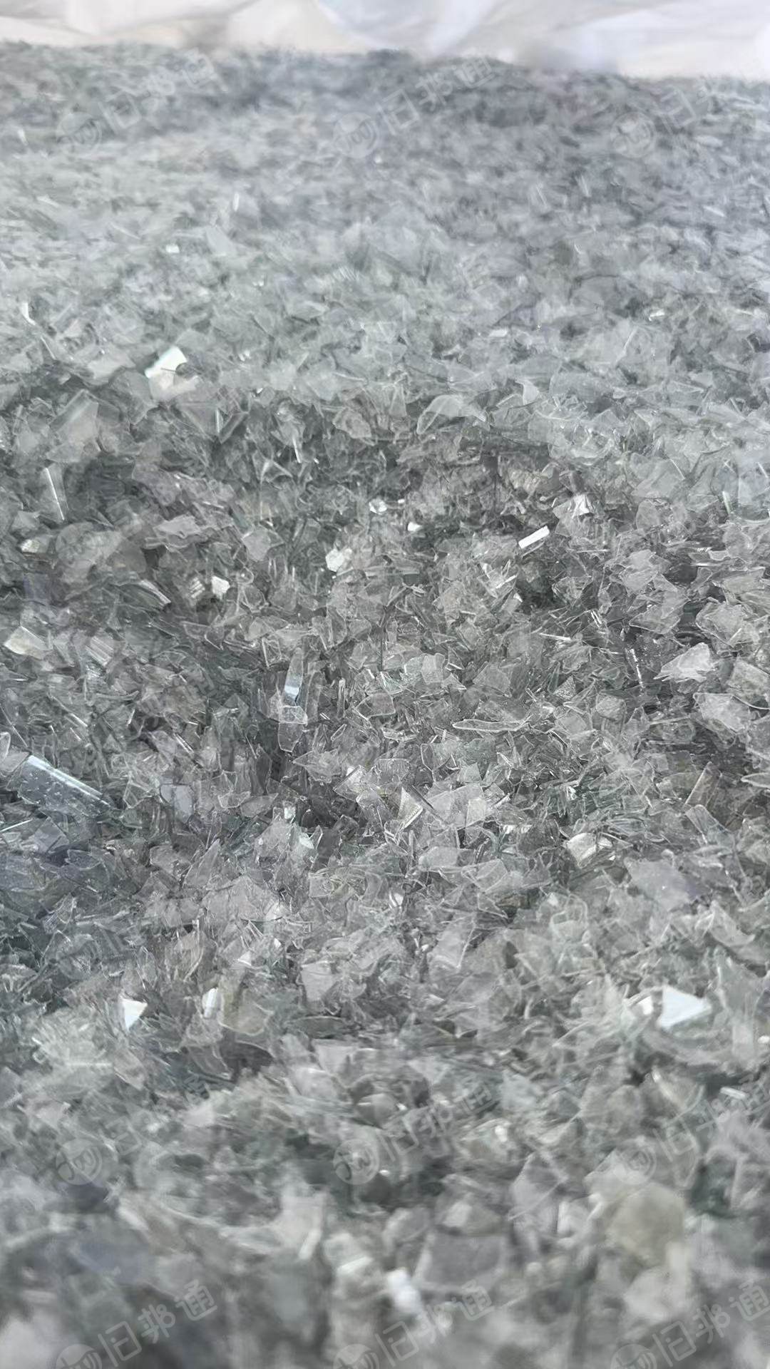 出售PET吸塑盒破碎料，A级B级都有，现货几百吨