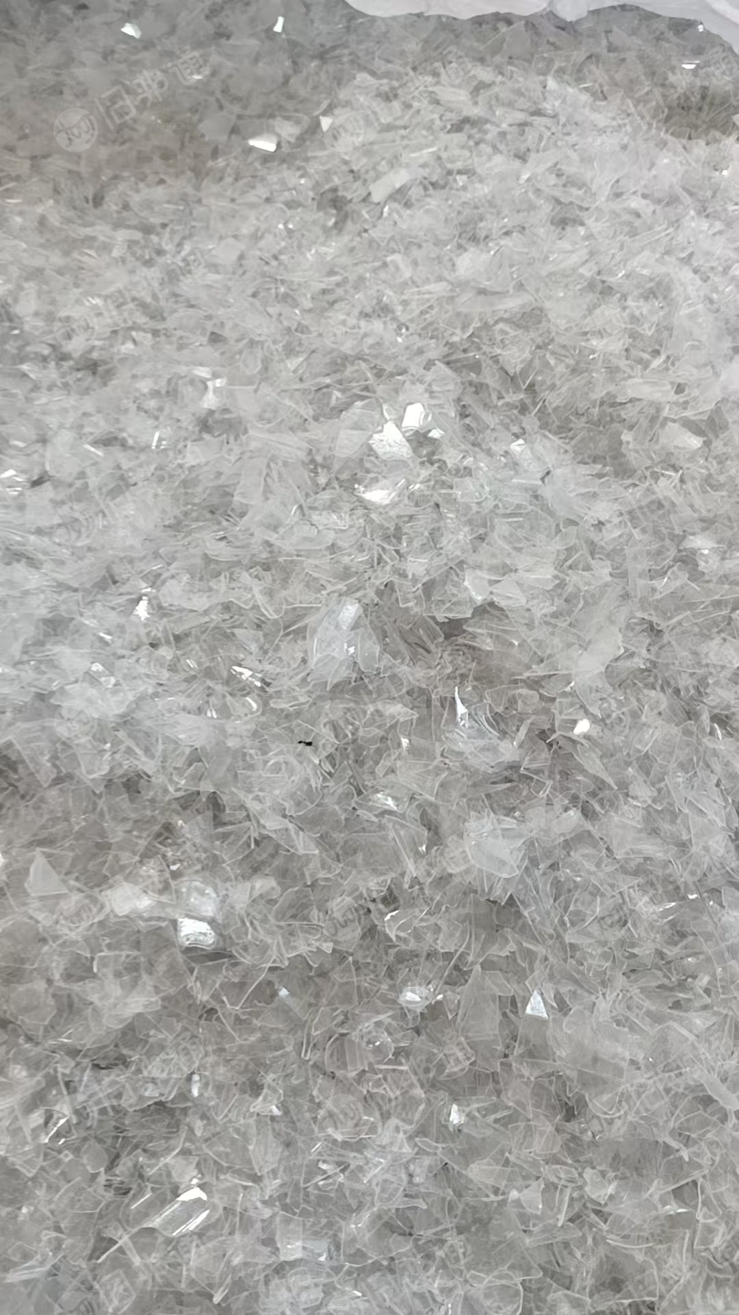 出售PET吸塑盒破碎料，A级B级都有，现货几百吨