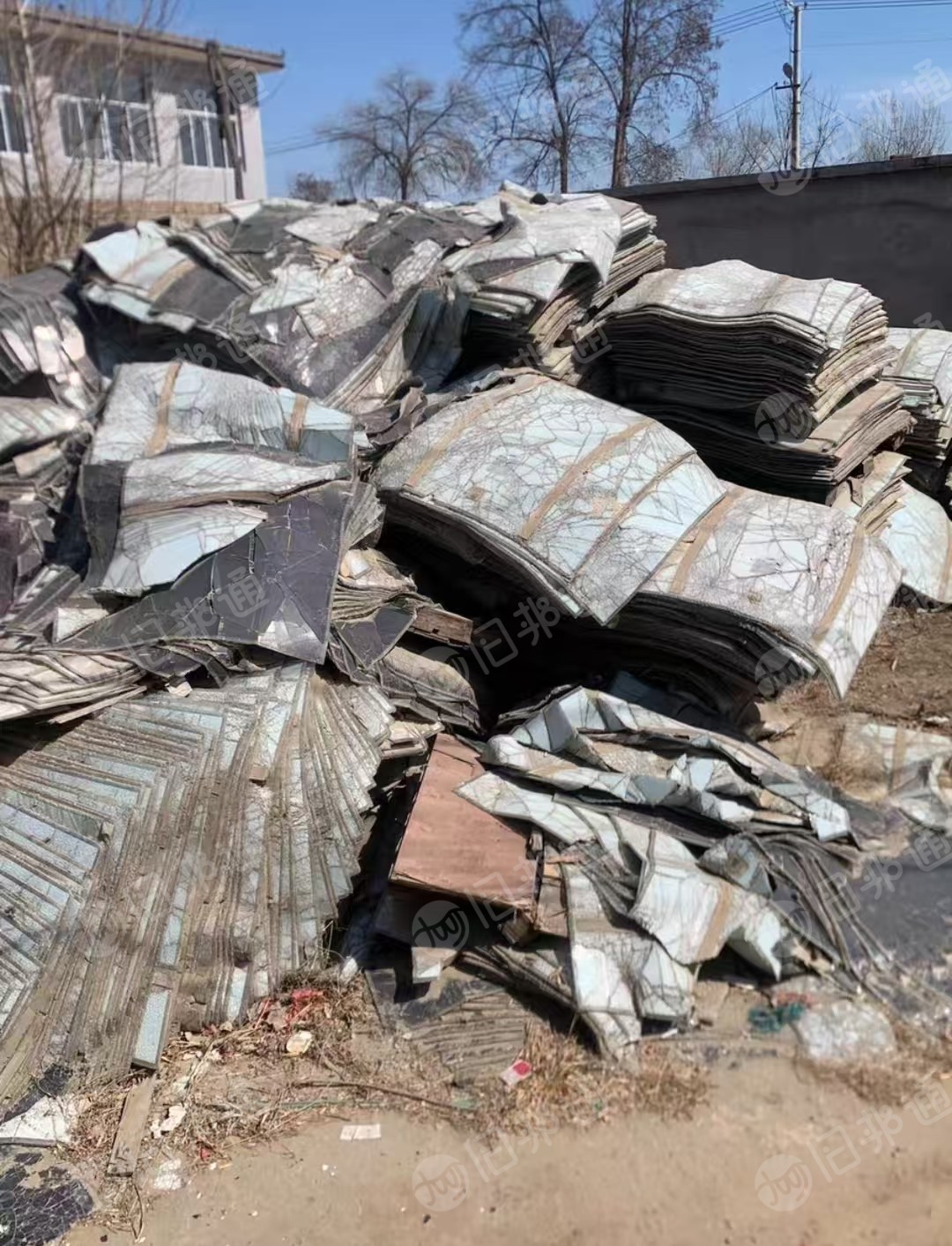 出售太阳能发电玻璃，现货90吨