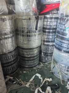 求购PET膜废料，滑膜，轻胶膜废料，压包卷筒都收