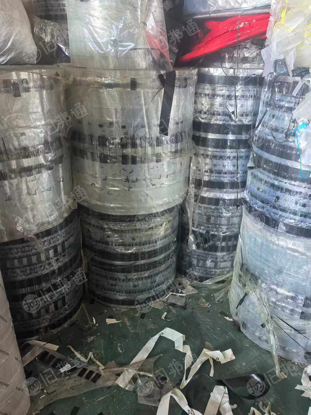 求购PET膜废料，滑膜，轻胶膜废料，压包卷筒都收