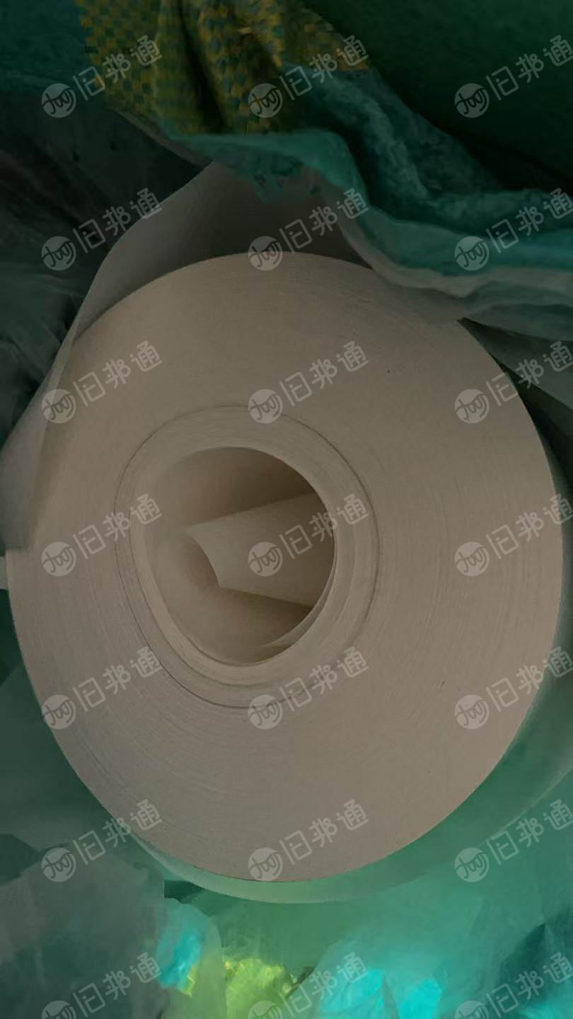 出售白色硅油纸废料，有小卷和散货