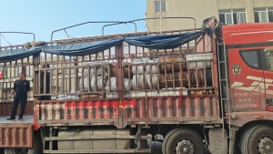 出售猫抓布条，月供四五十吨