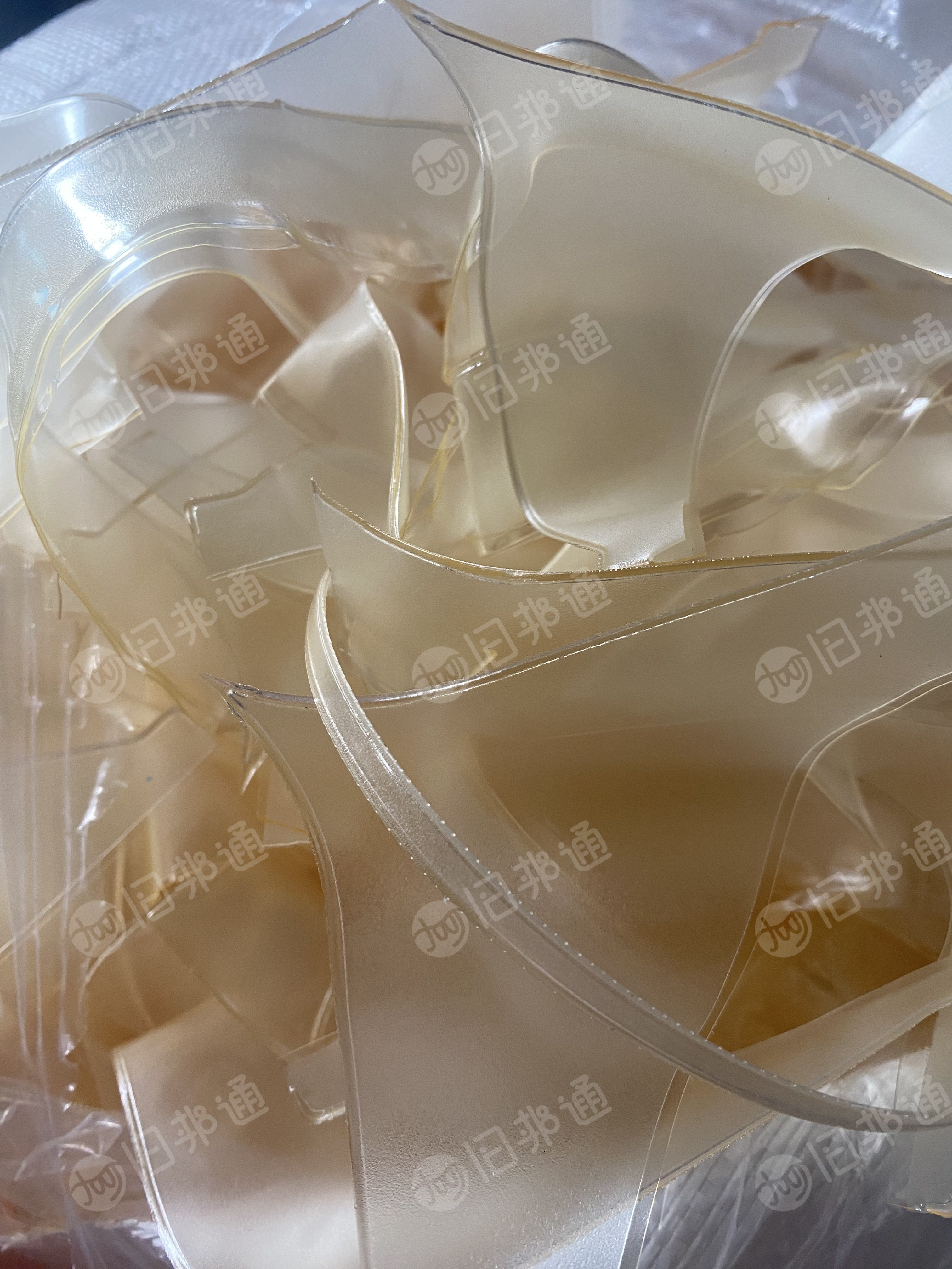 出售PVC软膜废料