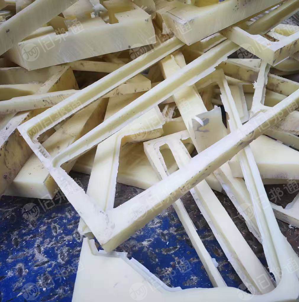 出售白色ABS刨花，月供20吨