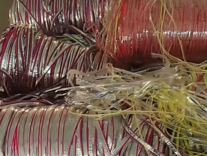 长期出售高压复合膜废料，两复合，三复合都有分开的