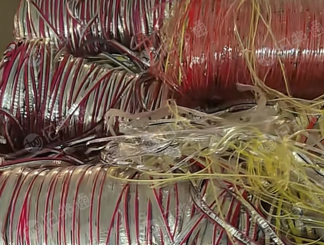 长期出售高压复合膜废料，两复合，三复合都有分开的