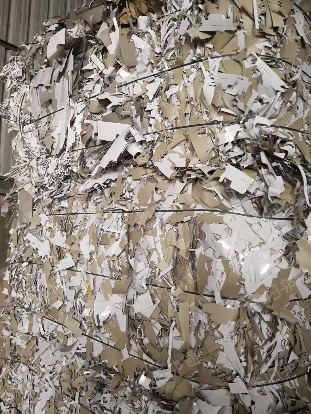 造纸厂长期收购白卡边角料，薄灰卡纸