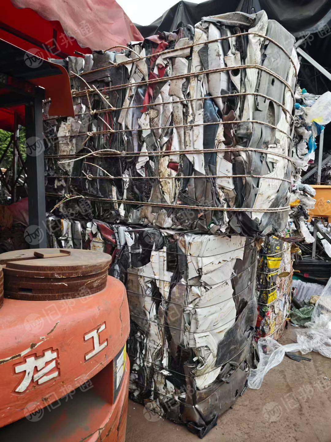 出售纯保险杠和纯内饰压包料，4S店下来的