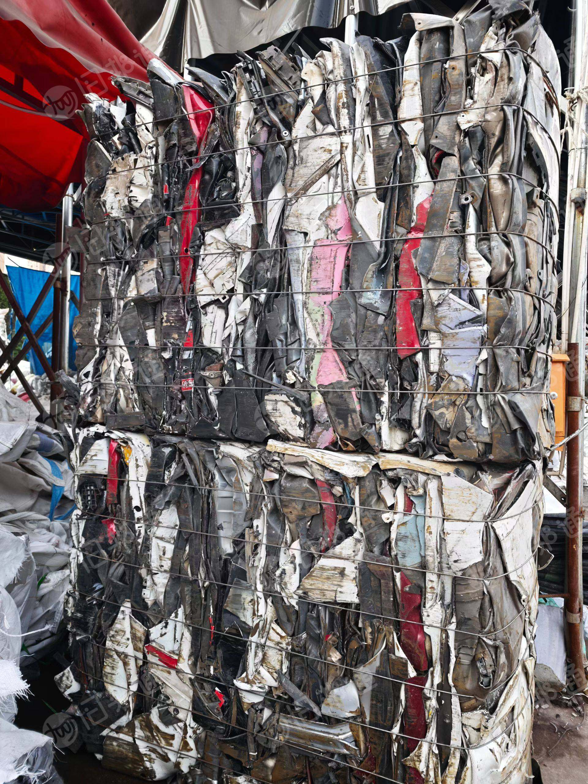 出售纯保险杠和纯内饰压包料，4S店下来的