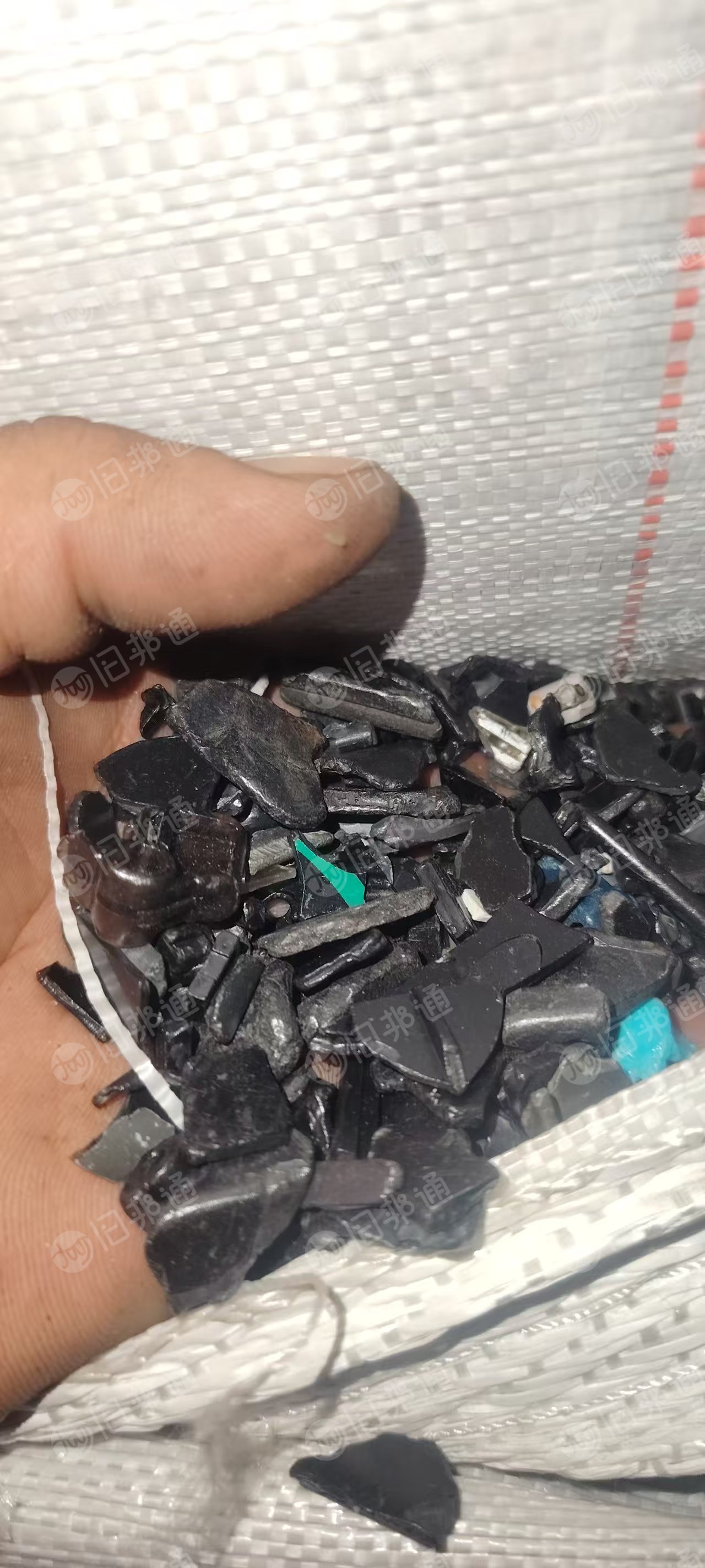 出售合金破碎料，是日杂合金破碎的，冲击8个，现货40吨