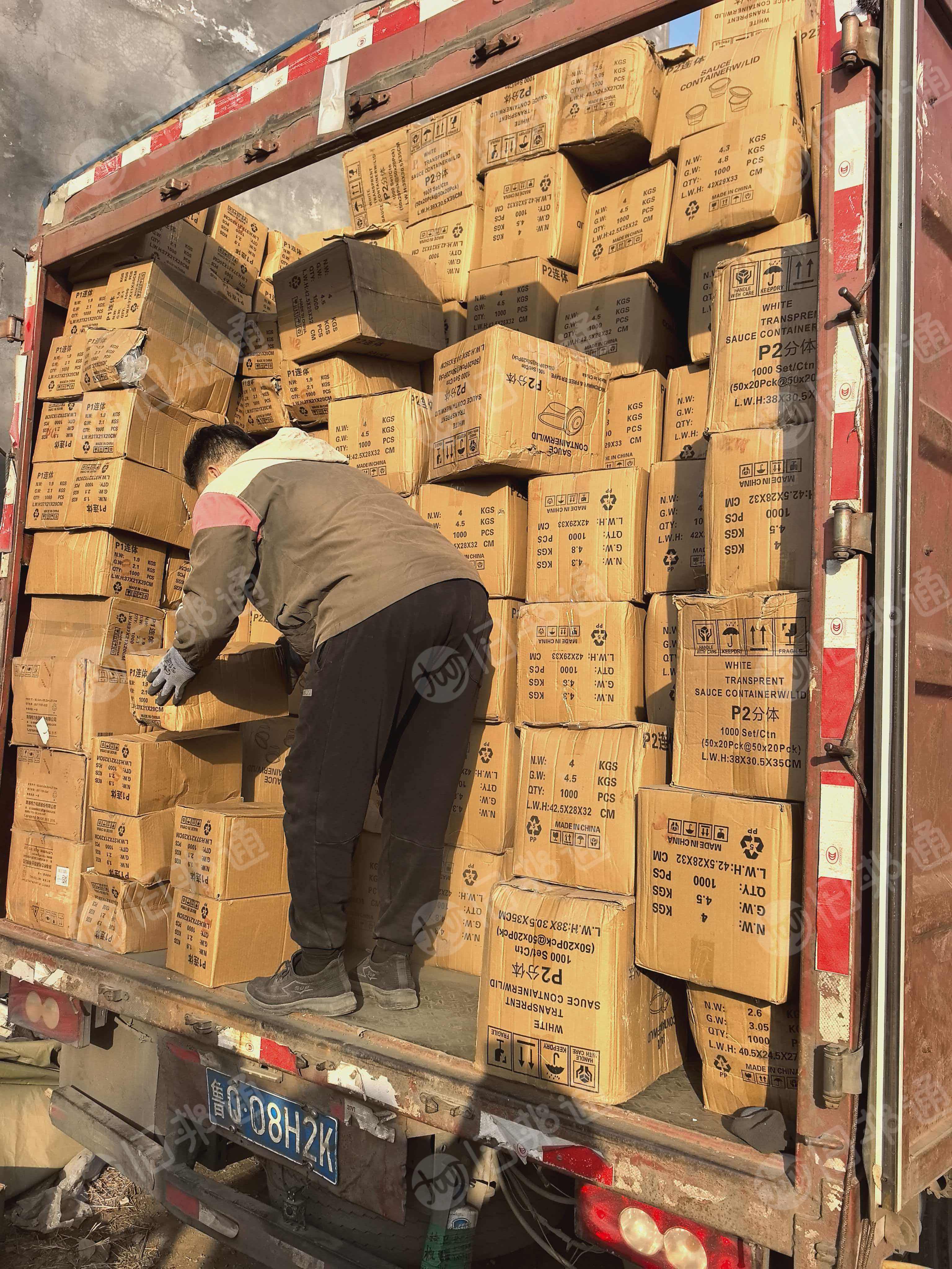 出售全新PP餐盒料，因为运输过程中被损坏低价处理