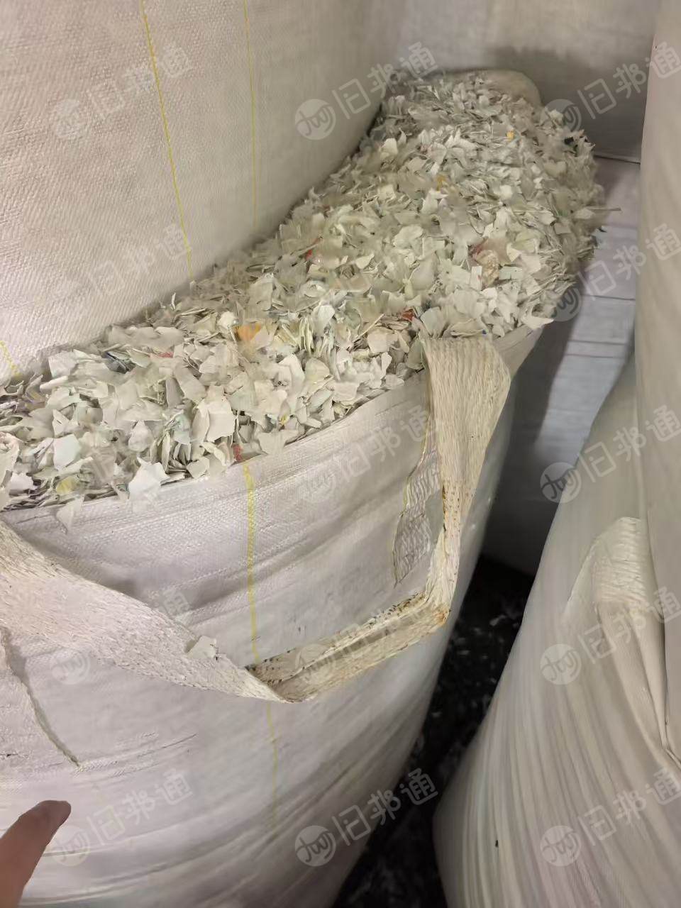 出售分色乙破碎料，过摩擦机，过6米水池