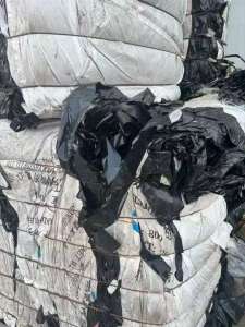 长期出售pet膜，大部分是卷的，黑色无胶，现货20吨