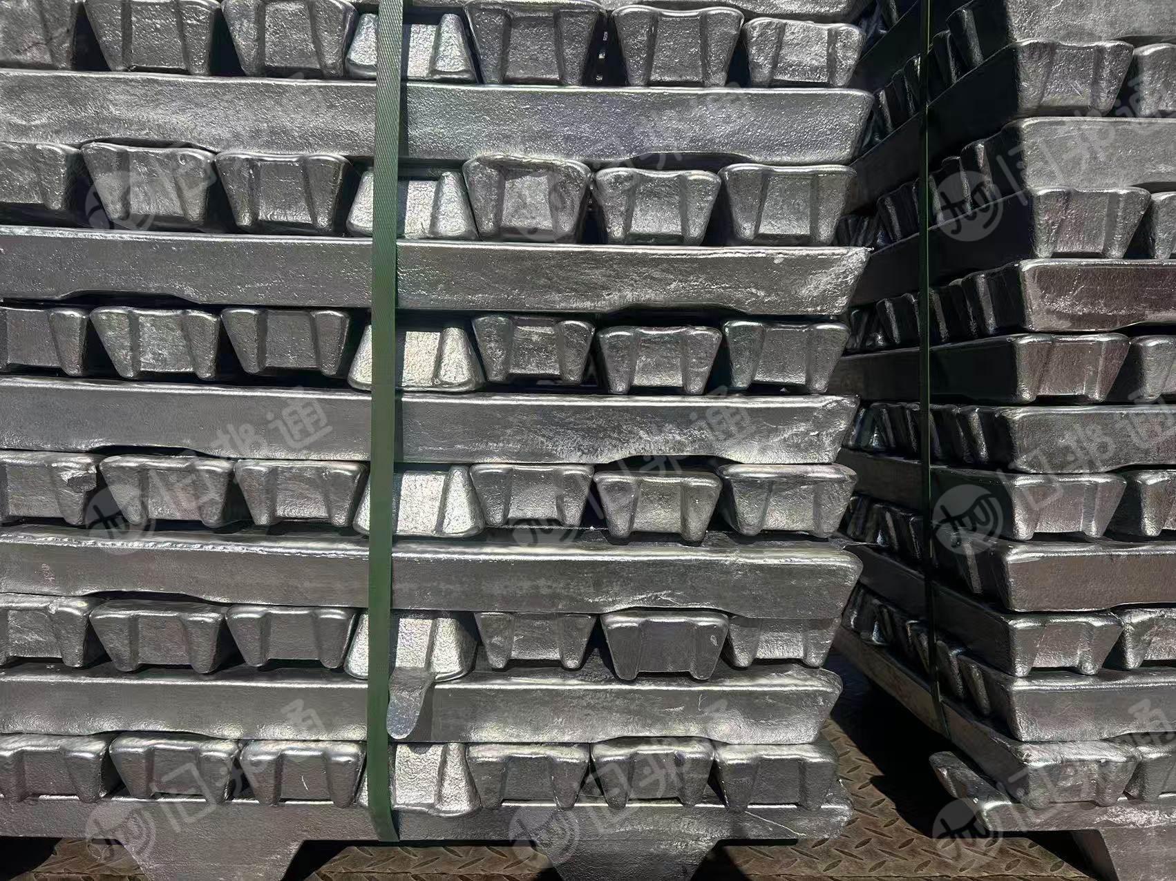 出售非标铝锭，，水箱铝做的，长期有货