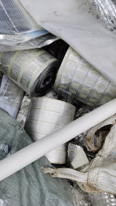 长期出售电子厂下来的PET膜废料（印刷过的）