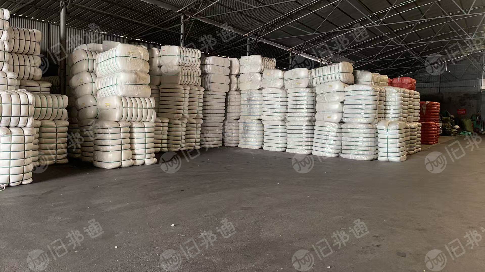 长期出售涤纶废丝开好的化纤棉，做被子棉用的