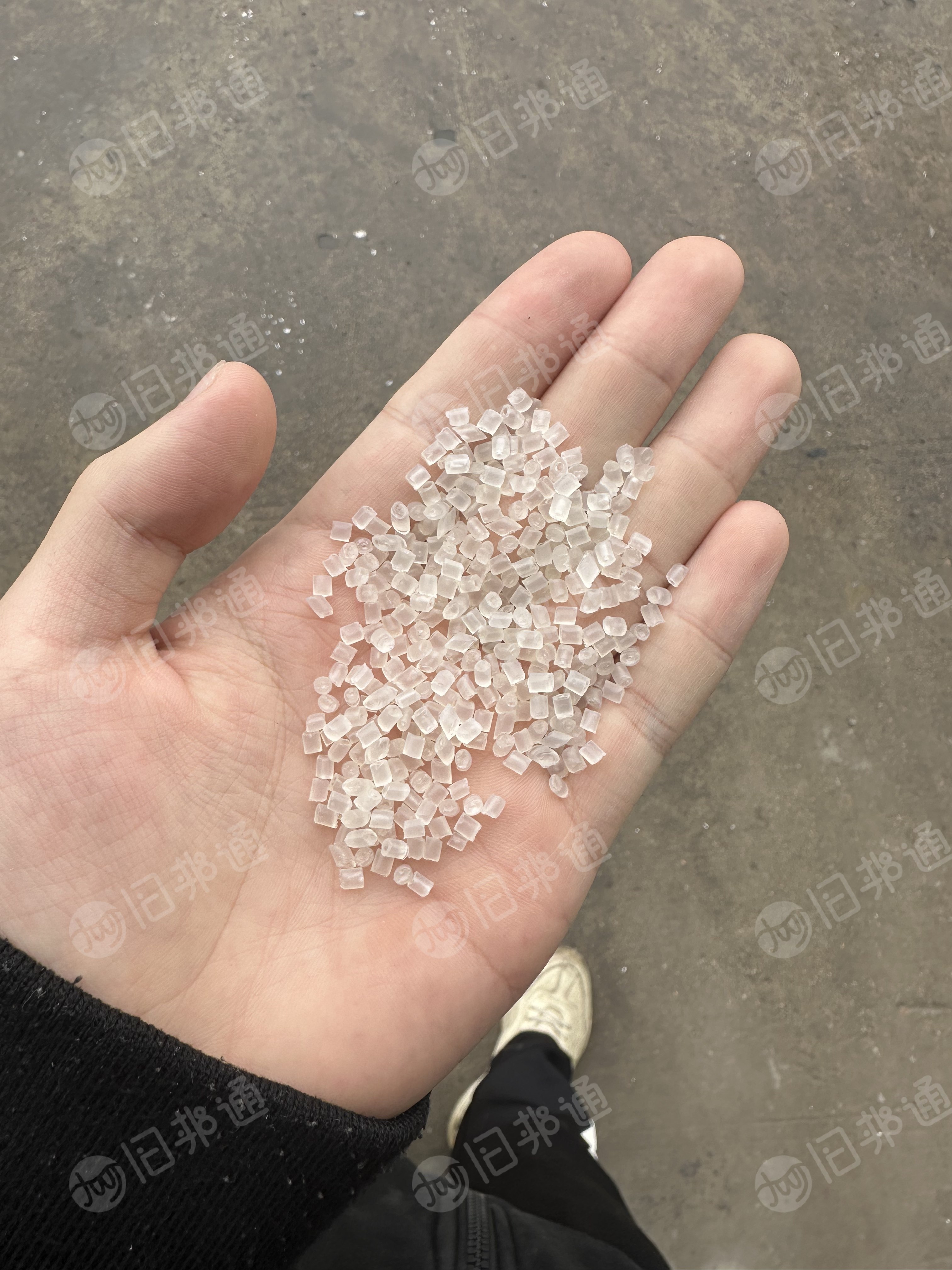 长期出售PP颗粒，PP餐盒颗粒（一级，二级，特级都有），每月1000吨