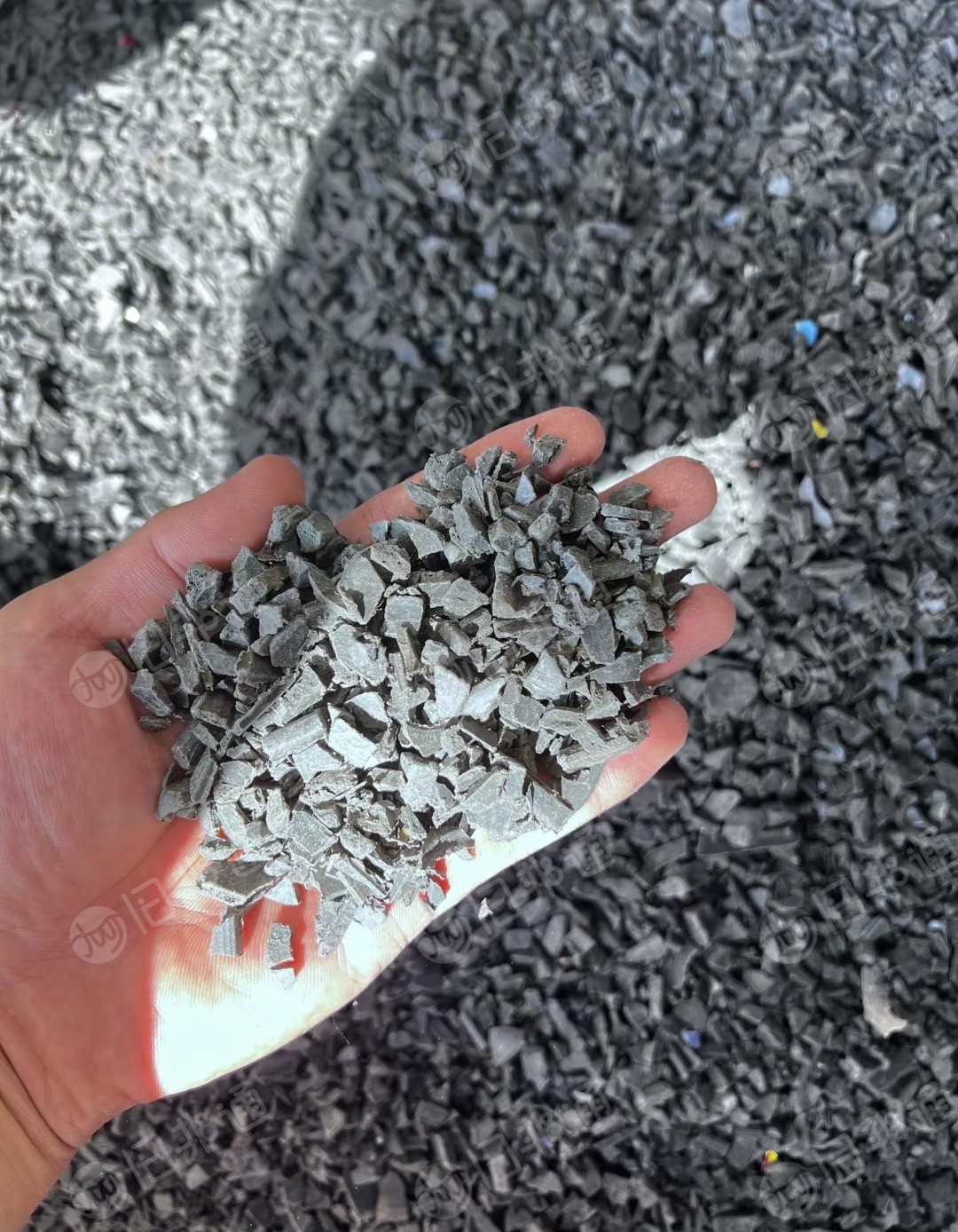 出售PP水果筐破碎料，黑色，白色，蓝色都有