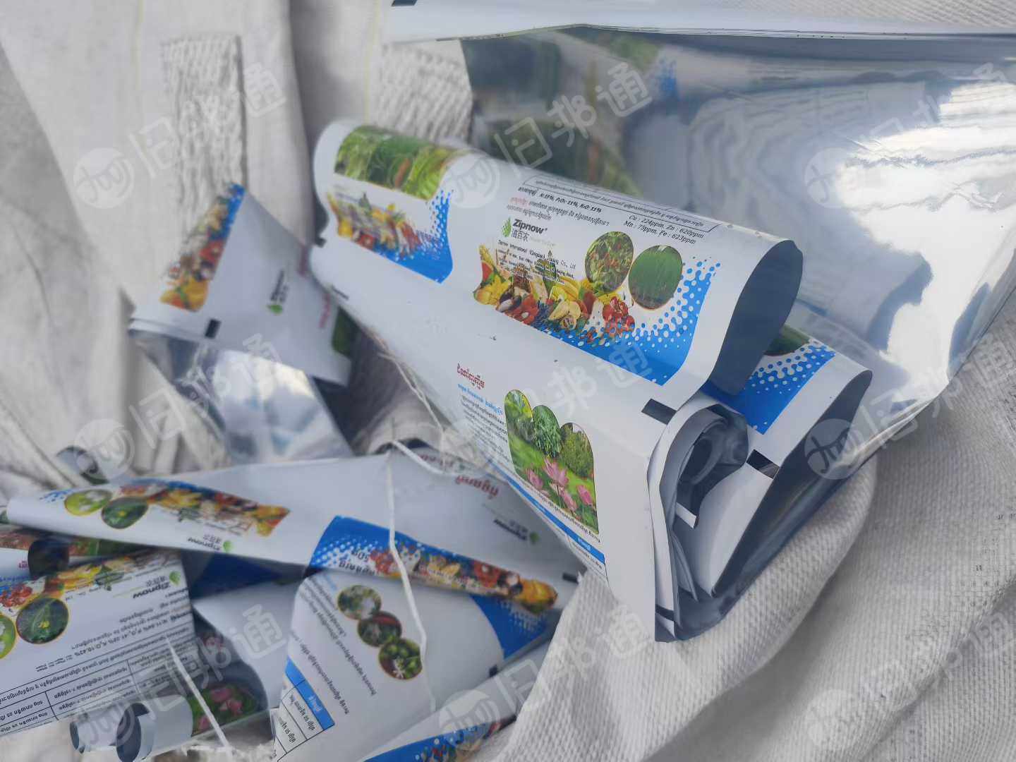 出售铝塑膜废料，现货4吨，铝箔袋，铝塑吨包内衬，长期有货