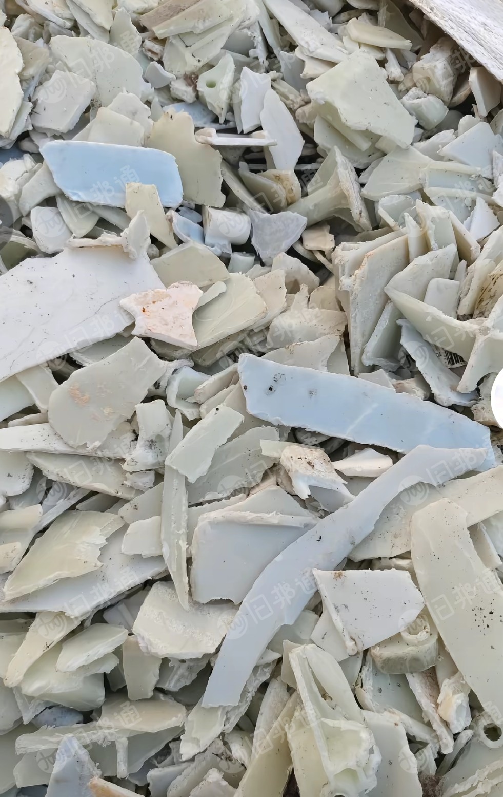 出售PP破碎料，增强的，滚筒洗衣机下来的，干破，现货30多吨