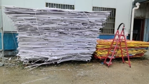 出售PVC板材废料，发泡板废料，长期有货，是自己厂加工板材厂下来