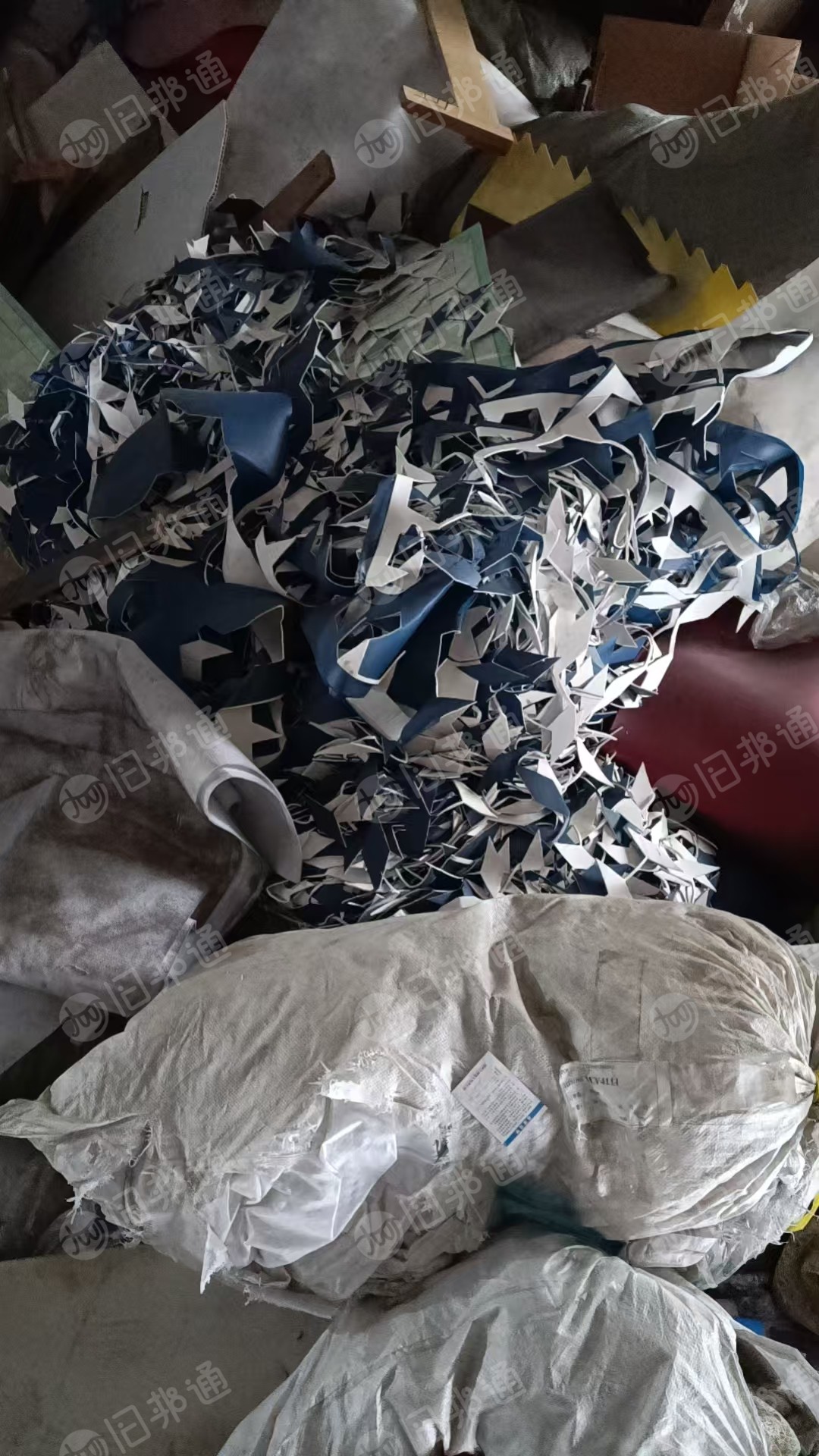 出售做篮球剩下的边角料和成捆的材料，现货15吨左右，统货出