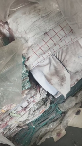 出售库存毛巾，毛巾尾货，有涤棉的也有纯棉的，现货10吨左右