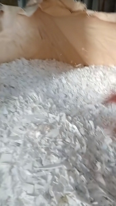 出售无字涂料桶破碎料