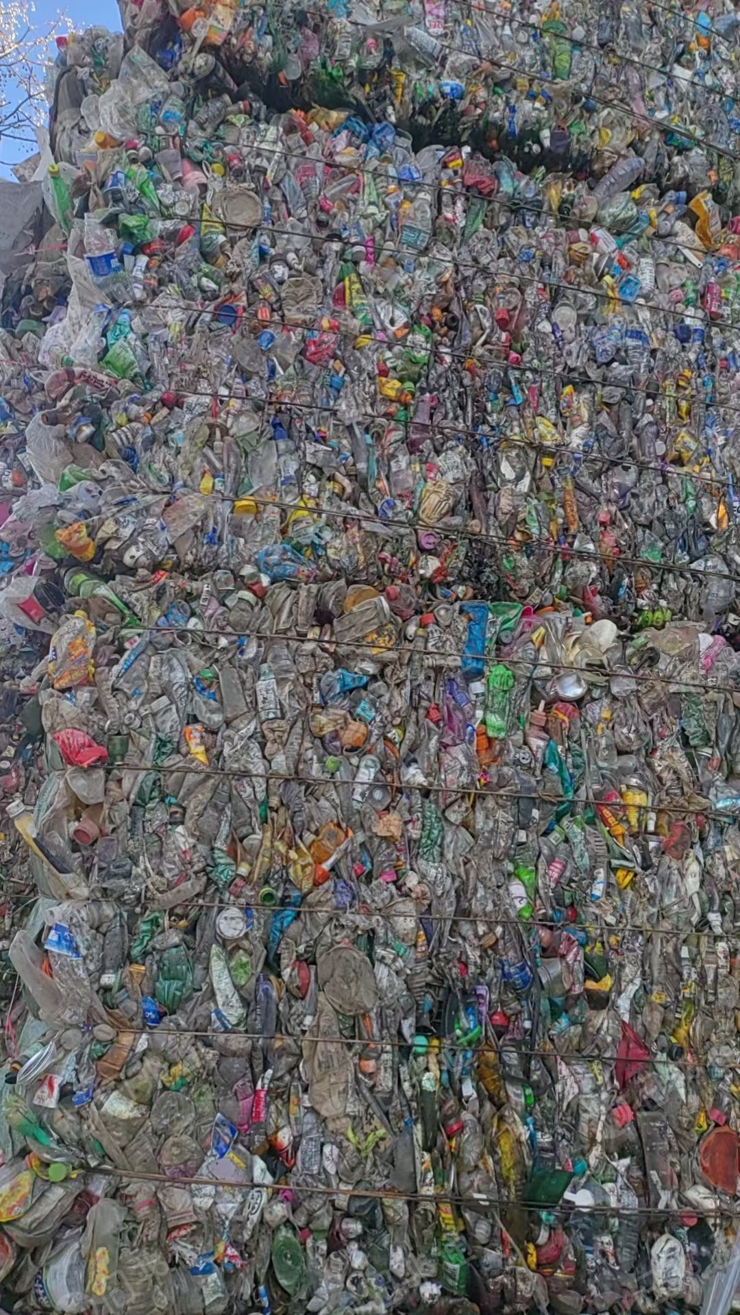 出售杂瓶砖压块，现货20多吨