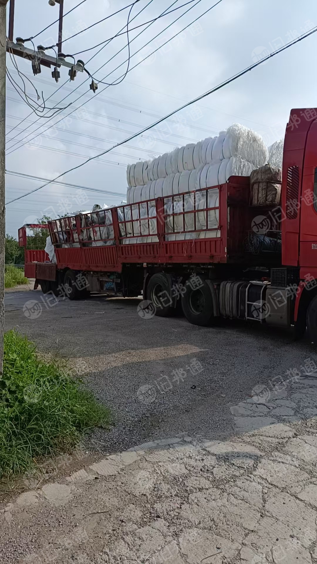 出售pe复合pet膜，现货有30吨，可以用来做扫把丝