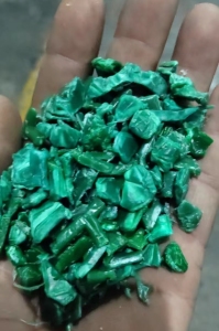 出售PE垃圾桶破碎料，分色的