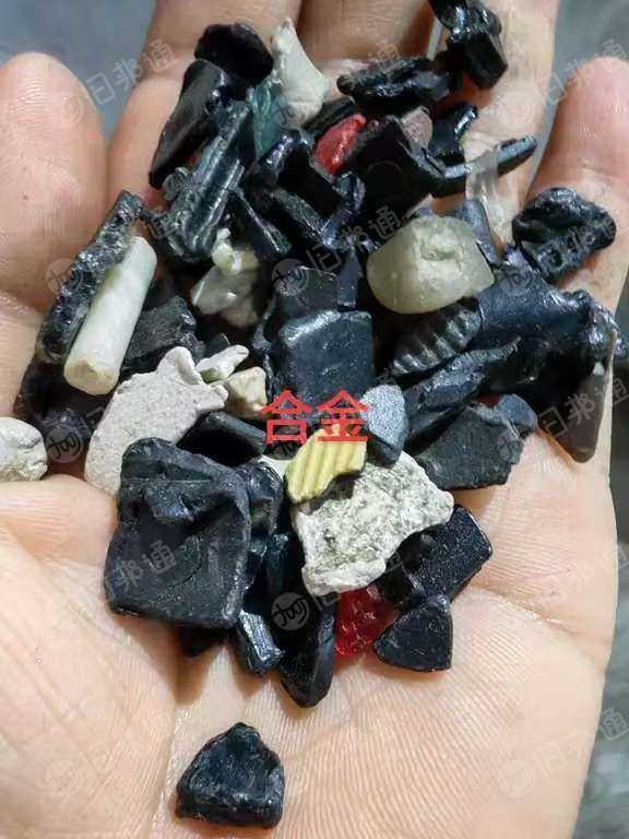 长期出售abs/pc合金破碎料，冲击10左右，现货50吨